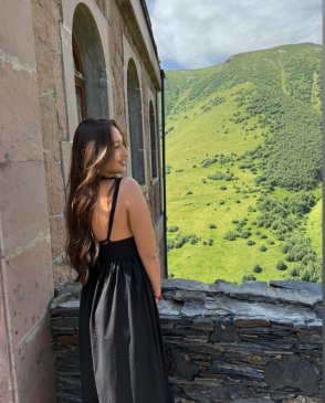 Виктория, 22