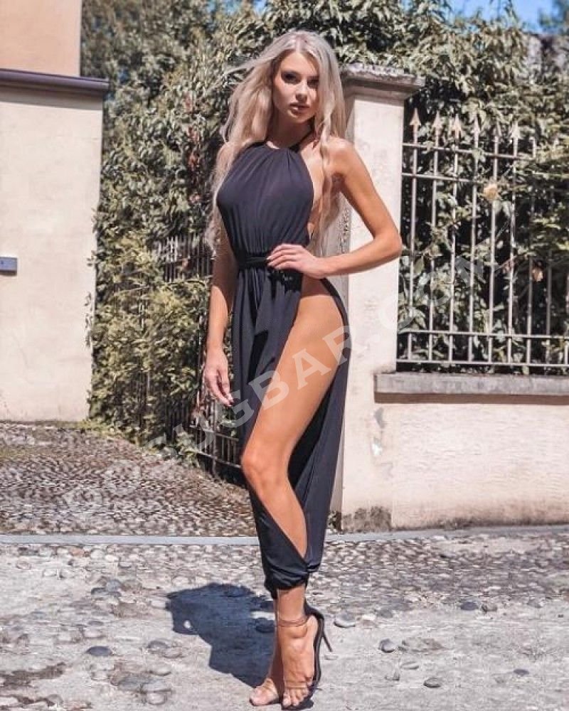 Виктория, 24